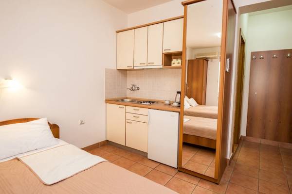 sofija apartmani budva bečići